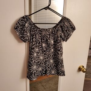 Pinup Couture Spiderweb Peasant Top